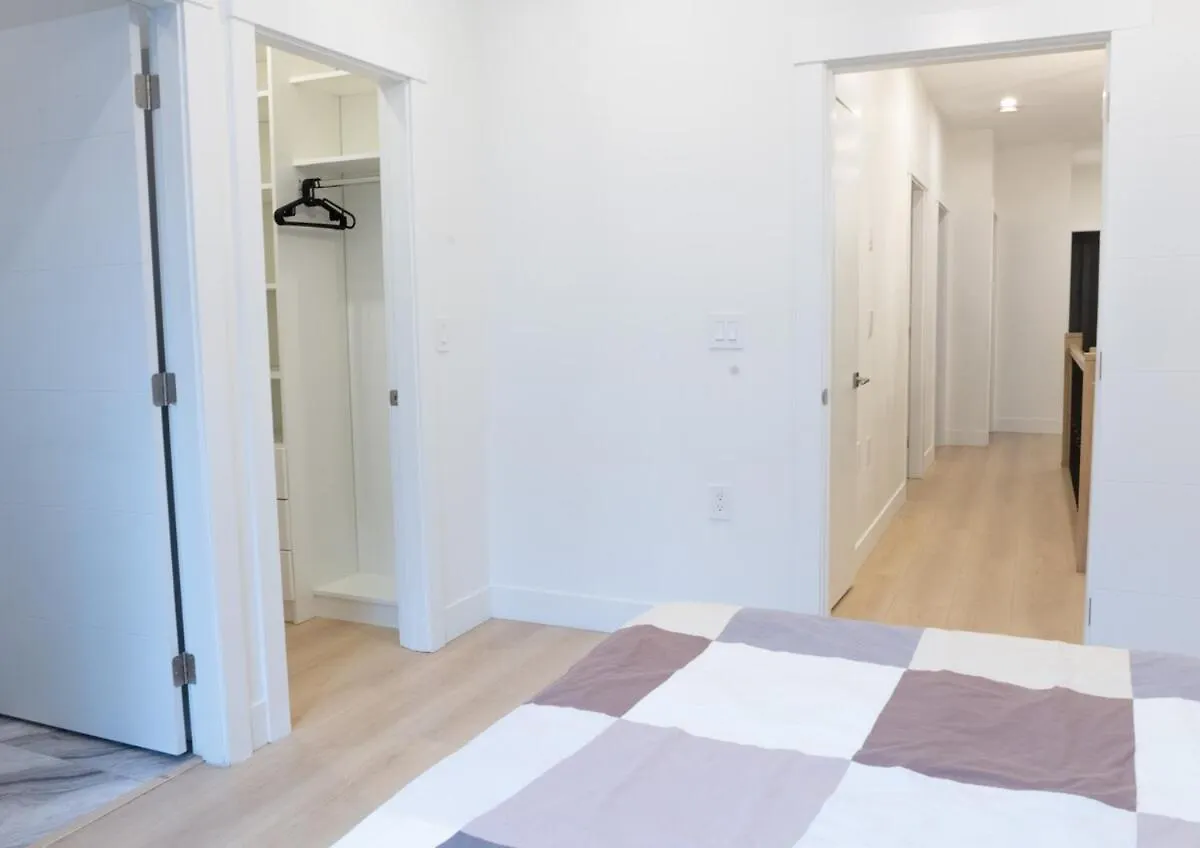 Pristine Brand New Duplex, Prime Location! Villa Vancouver Canada