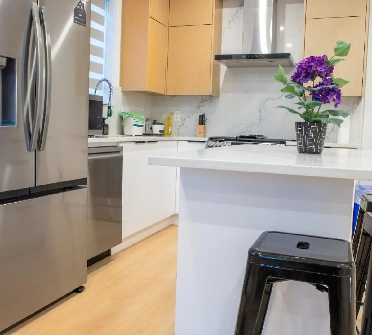 Holiday home Pristine Brand New Duplex, Prime Location! Villa Vancouver